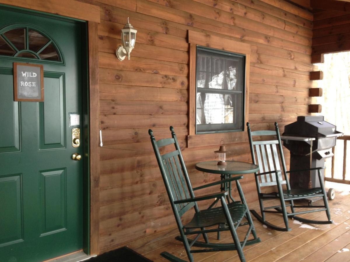 Wild Rose Cabin By Amish Country Lodging Millersburg Exterior photo